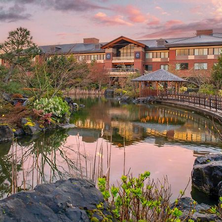 Best Western Premier Boulder Falls Inn Lebanon Extérieur photo