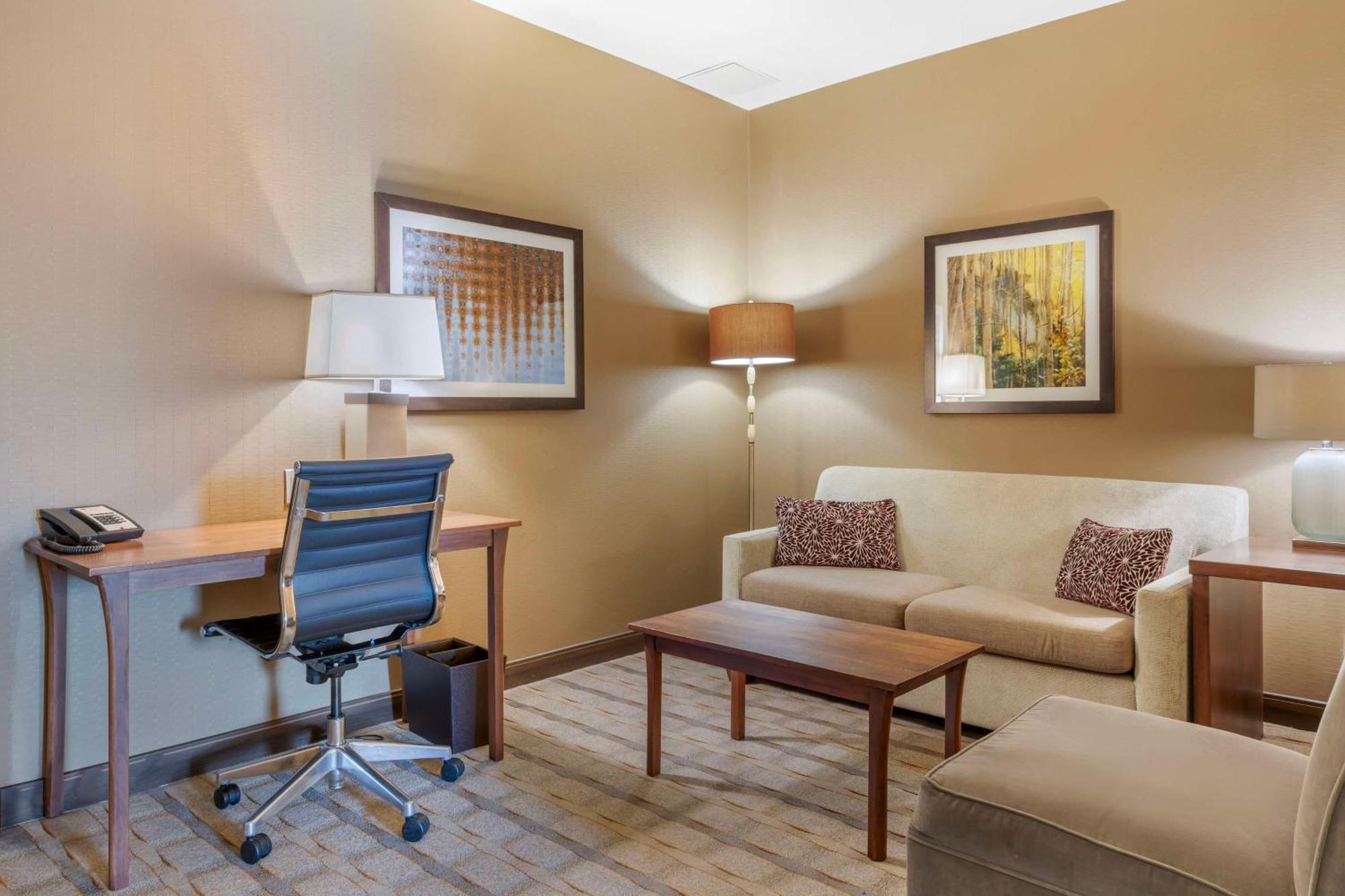 Best Western Premier Boulder Falls Inn Lebanon Extérieur photo