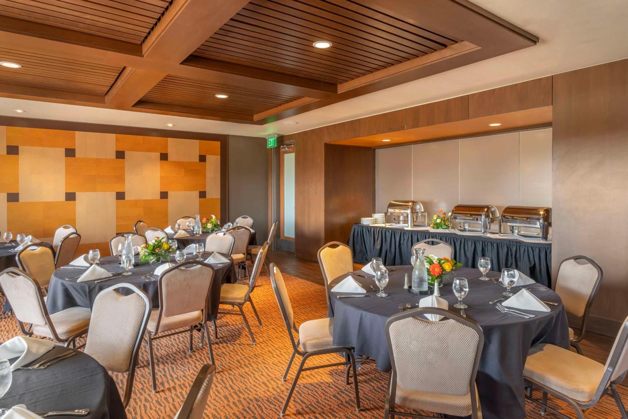 Best Western Premier Boulder Falls Inn Lebanon Extérieur photo
