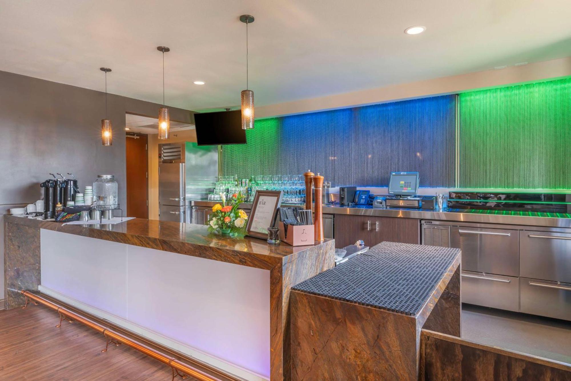 Best Western Premier Boulder Falls Inn Lebanon Extérieur photo