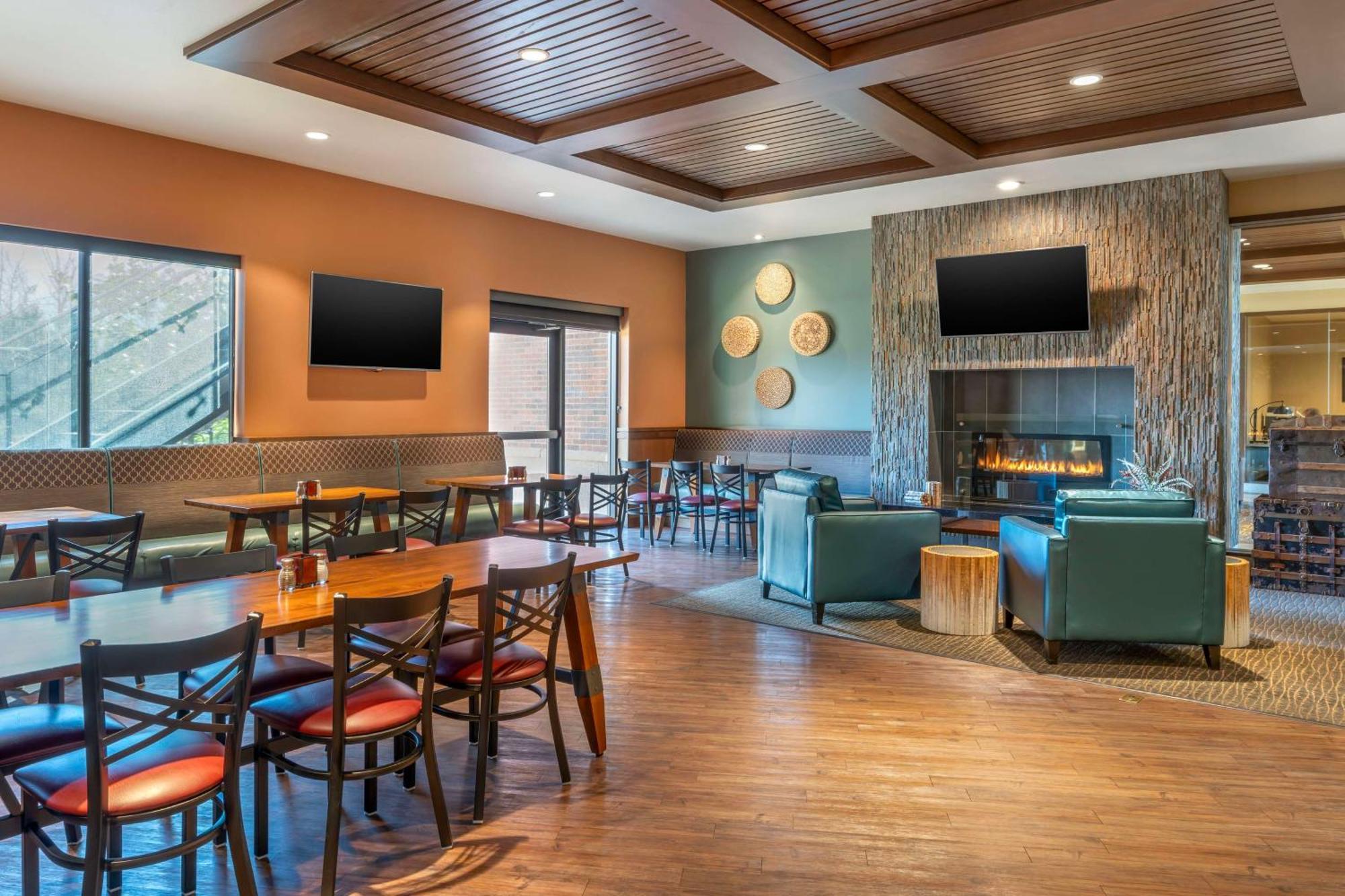 Best Western Premier Boulder Falls Inn Lebanon Extérieur photo
